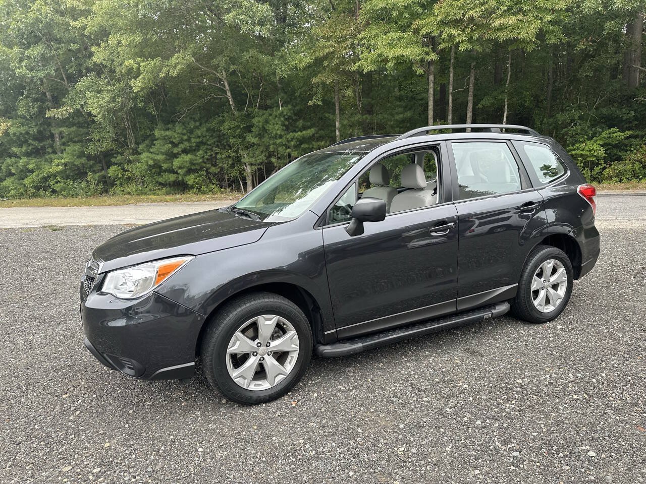 Used 2016 Subaru Forester 2.5i w/ Alloy Wheel Package AWD/4WD image 11