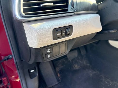 Used 2021 Honda Accord EX image 18