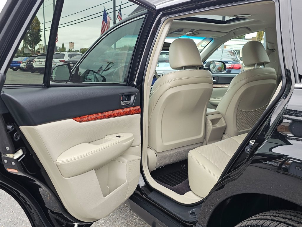 Used 2012 Subaru Outback 2.5i Limited AWD/4WD image 19