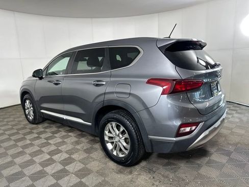 Used 2020 Hyundai Santa Fe SE image 5