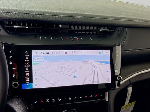 New 2026 Jeep Grand Cherokee Limited Reserve image 8