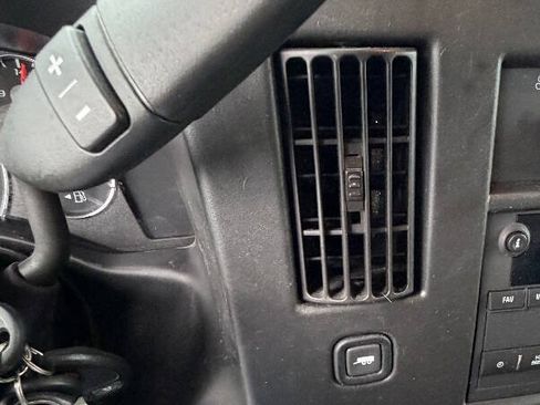 Used 2022 Chevrolet Express 3500 w/ Power Convenience Package RWD image 31