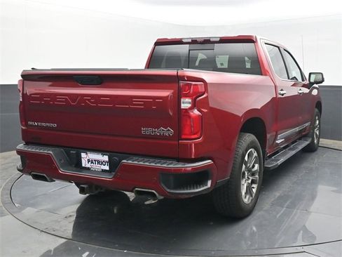 Used 2023 Chevrolet Silverado 1500 High Country w/ Technology Package image 5