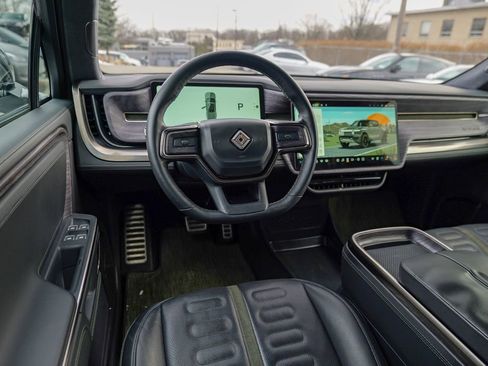 Used 2022 Rivian R1T Adventure image 41