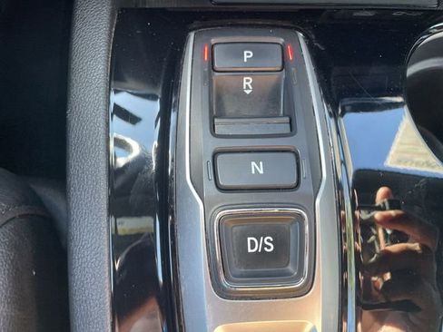 Used 2022 Honda Pilot Black Edition image 16