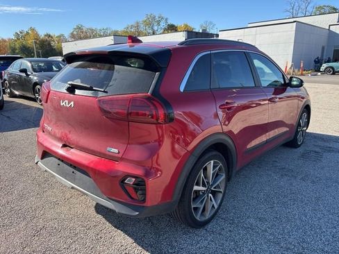 Used 2022 Kia Niro Touring Special Edition image 5
