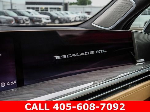 Used 2026 Cadillac Escalade IQL Sport 2 AWD/4WD image 39
