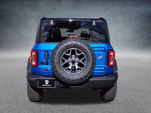 New 2025 Ford Bronco Badlands image 6