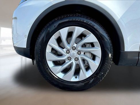 Used 2024 Land Rover Discovery S AWD/4WD image 34