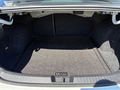 Certified 2024 Volkswagen Jetta SE image 11