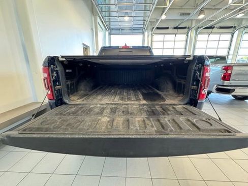 Used 2022 RAM 1500 Laramie AWD/4WD image 33