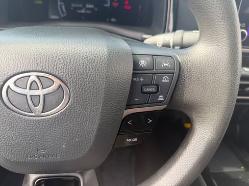 Certified 2025 Toyota Camry LE image 19