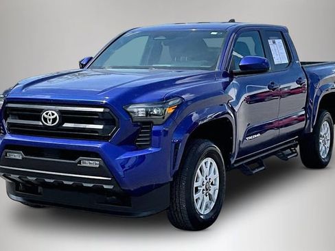Used 2024 Toyota Tacoma SR5 image 2