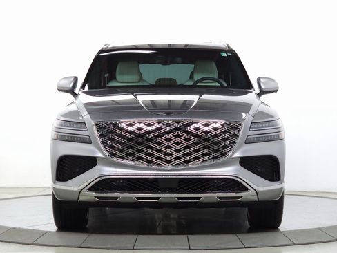 Used 2025 Genesis GV80 3.5T Prestige image 2