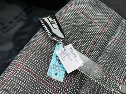 Used 2022 Volkswagen GTI S image 34