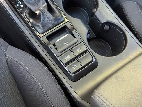 Used 2019 Hyundai Tucson SE AWD/4WD image 18