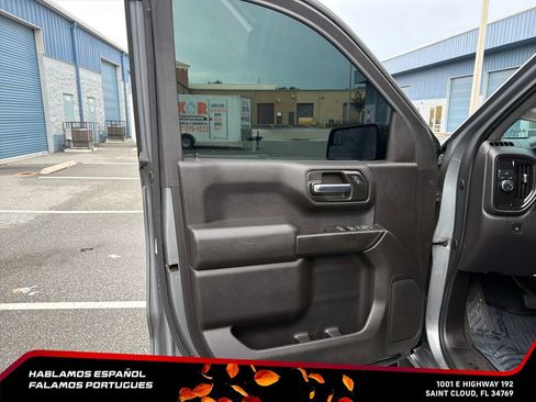 Used 2020 Chevrolet Silverado 1500 Custom w/ Custom Value Package RWD image 10