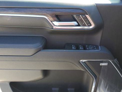 New 2026 GMC Sierra 1500 SLT w/ SLT Premium Package image 18