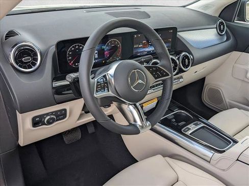 Certified 2026 Mercedes-Benz GLA 250 image 4