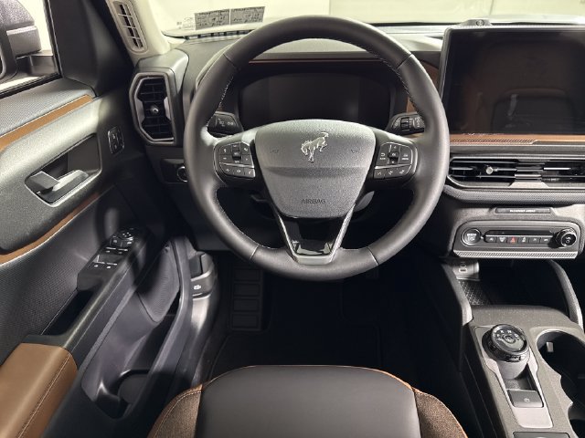New 2026 Ford Bronco Sport Outer Banks w/ Outer Banks Tech Package+ AWD/4WD image 23