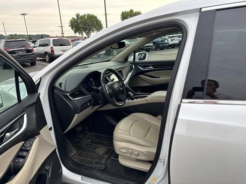 Used 2019 Buick Enclave Premium w/ Trailering Package, 5000 lbs. AWD/4WD image 13