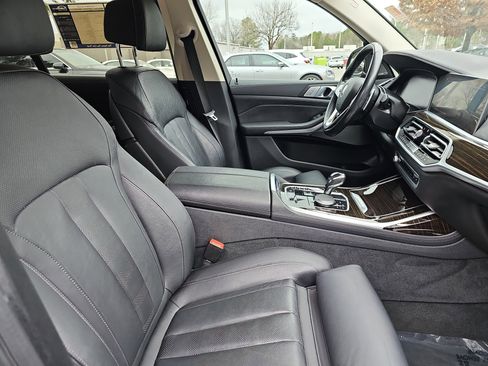Used 2020 BMW X7 xDrive40i w/ Cold Weather Package image 10