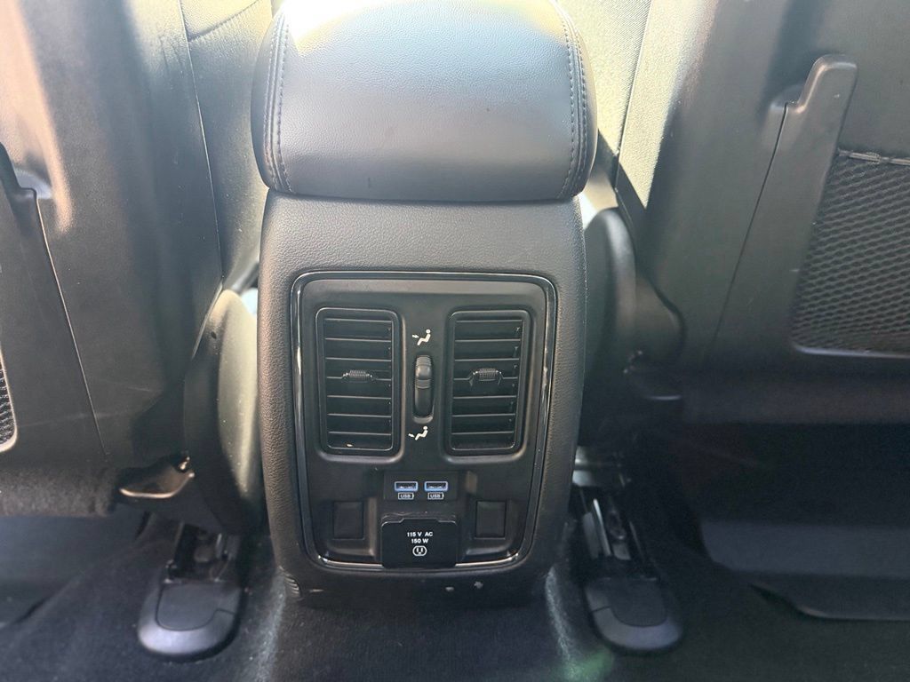 Used 2019 Jeep Grand Cherokee Limited AWD/4WD image 20