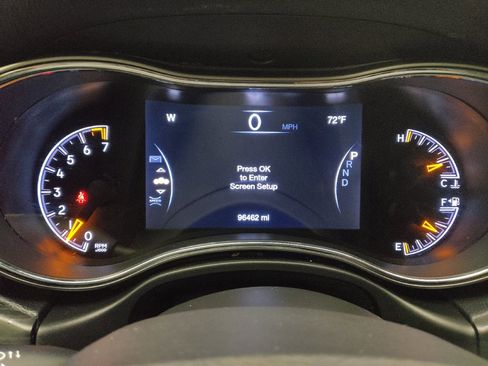 Used 2019 Jeep Grand Cherokee Limited RWD image 23
