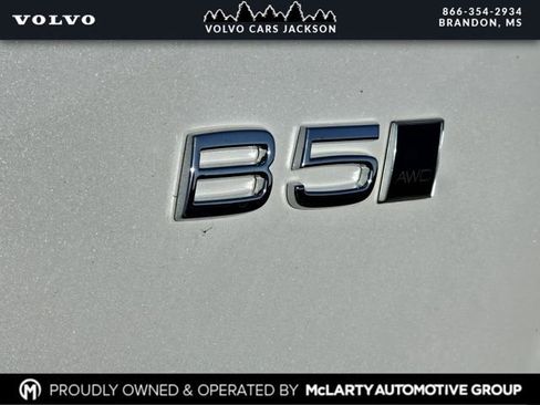 New 2026 Volvo XC90 B5 Plus w/ Protection Package Premier image 25