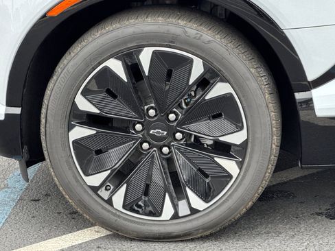 New 2026 Chevrolet Blazer EV RS image 24