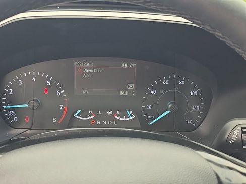 Used 2022 Ford Escape SEL image 19