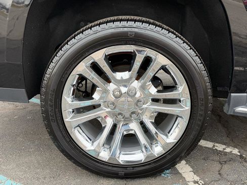 Used 2019 GMC Yukon XL SLT w/ Premium Edition image 38