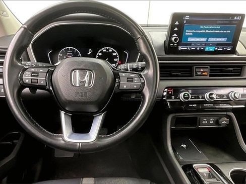 Certified 2024 Honda Pilot Touring image 5