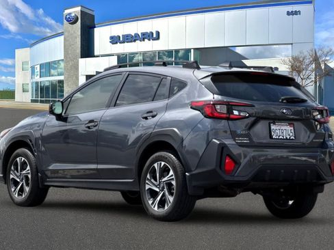 Used 2024 Subaru Crosstrek 2.0i Premium AWD/4WD image 8