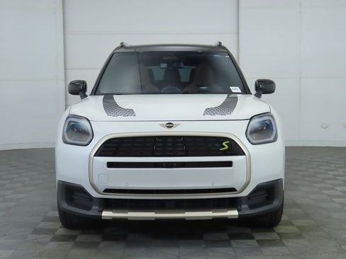 New 2025 MINI Cooper Countryman SE w/ Comfort Package Max image 2