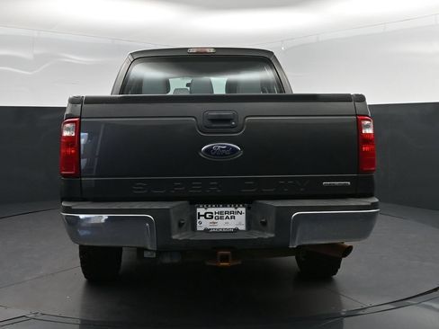 Used 2016 Ford F250 XL w/ XL Appearance Package AWD/4WD image 6