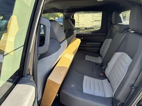 Certified 2025 Toyota Tacoma TRD Off-Road image 13