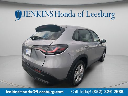 Used 2024 Honda HR-V LX image 4