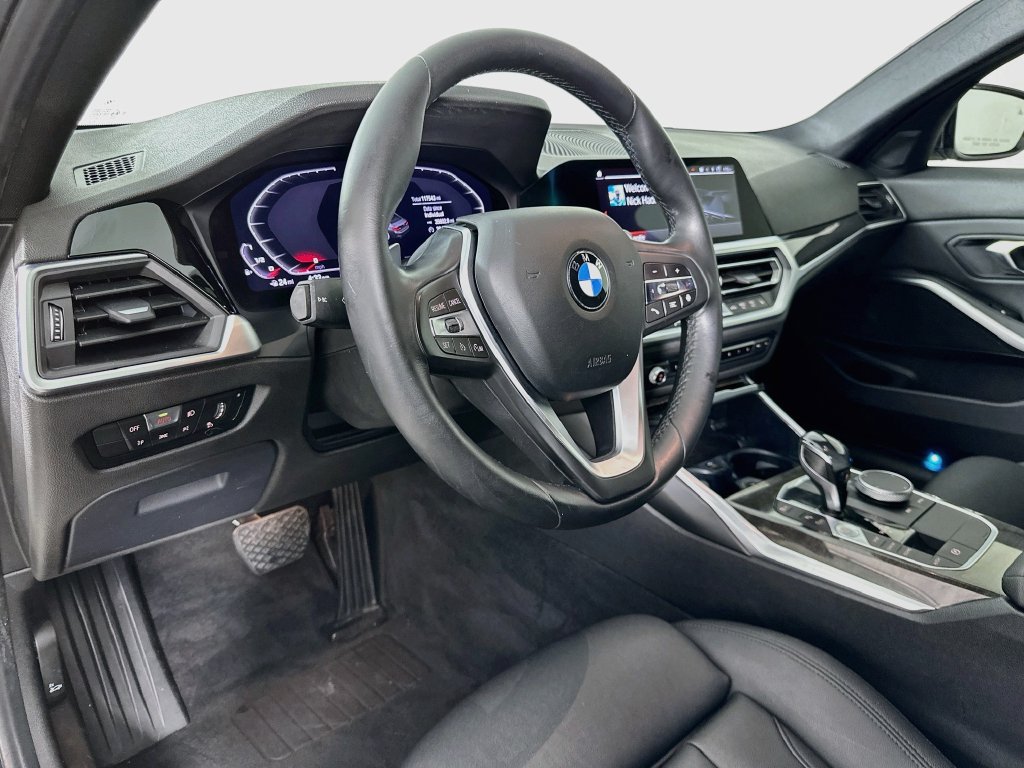 Used 2020 BMW 330i Sedan w/ Convenience Package RWD image 9