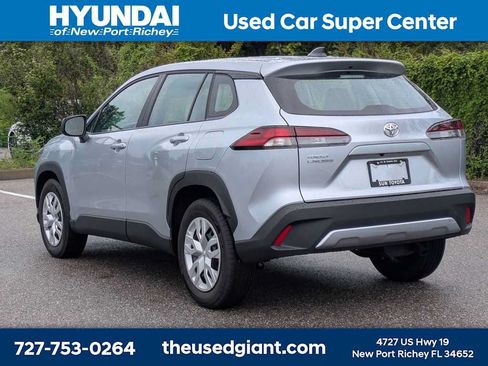 Used 2026 Toyota Corolla Cross L FWD image 3