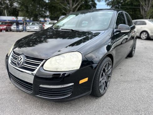 Used 2009 Volkswagen Jetta SE image 1