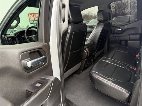 Used 2019 Chevrolet Silverado 1500 Custom Trail Boss w/ Custom Convenience Package image 22