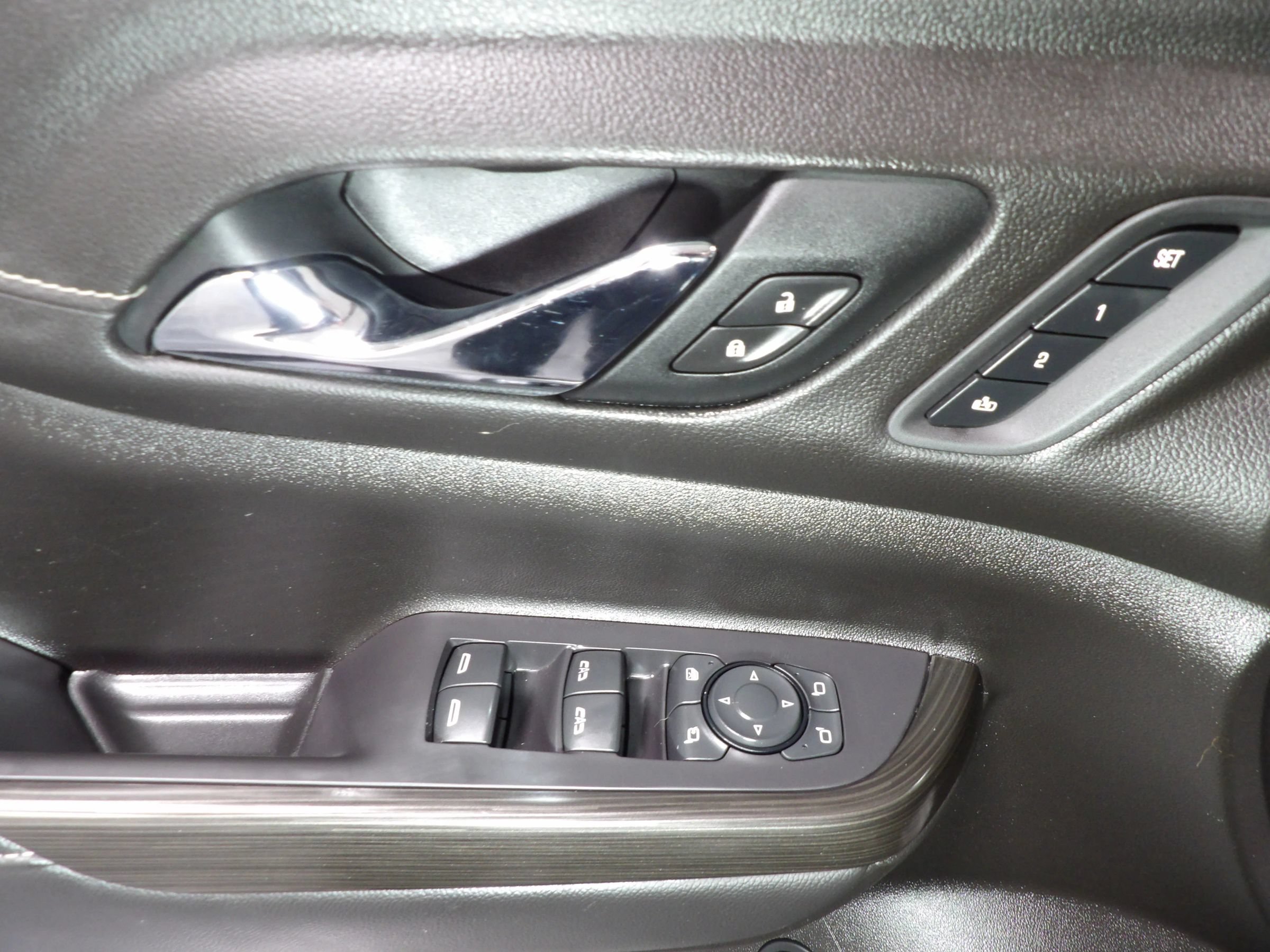 Used 2022 GMC Acadia SLT w/ Preferred Package AWD/4WD image 11