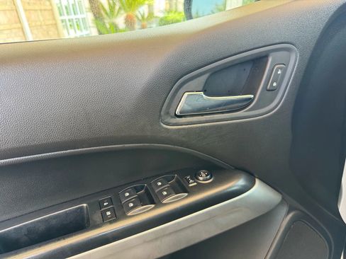 Used 2017 Chevrolet Colorado LT w/ LT Convenience Package image 15