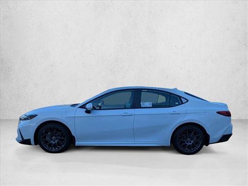 New 2026 Toyota Camry SE image 5