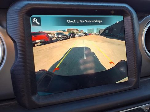 Used 2020 Jeep Gladiator Rubicon image 19