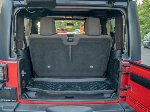Used 2012 Jeep Wrangler Sport AWD/4WD image 14