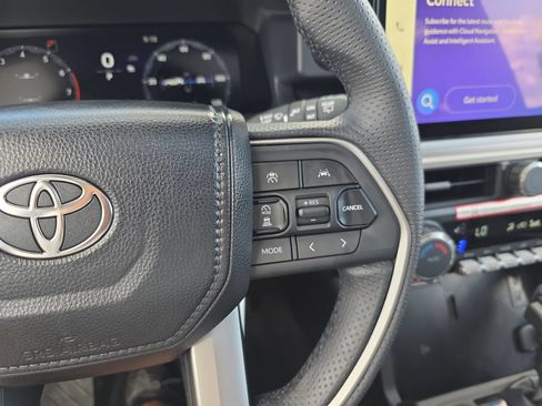 New 2026 Toyota 4Runner TRD Off-Road Premium AWD/4WD image 14