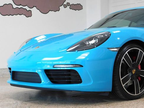Used 2017 Porsche 718 Cayman S RWD image 22