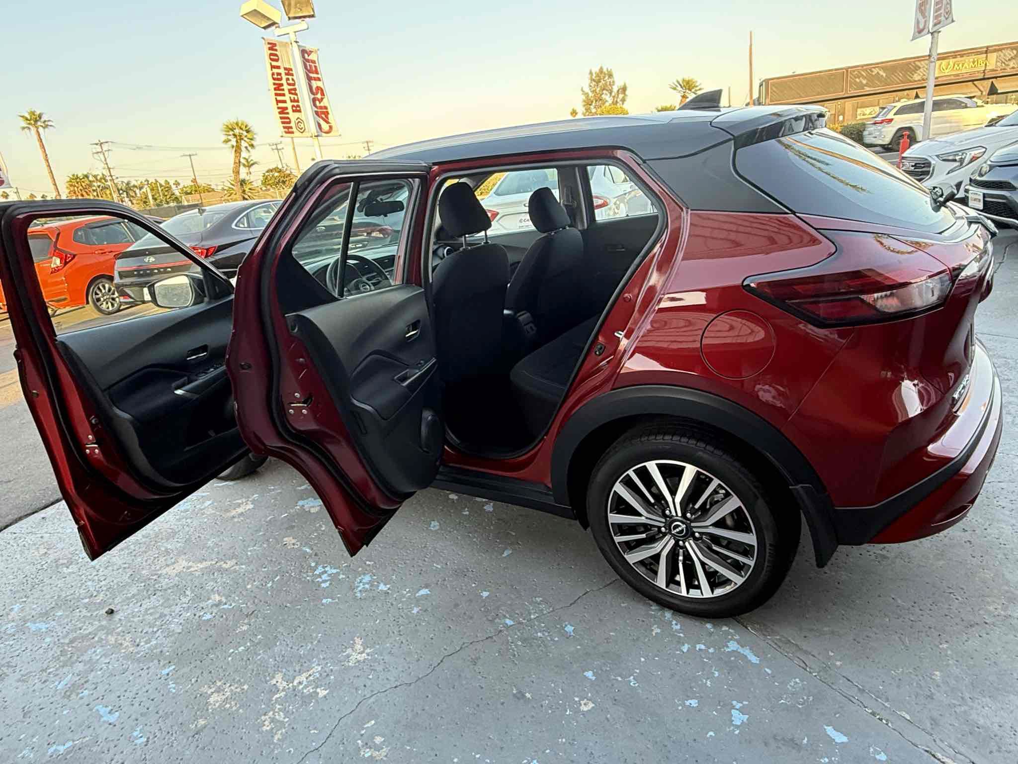 Used 2022 Nissan Kicks SV FWD image 74